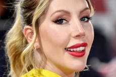 Katherine Ryan dice que está 'disgustada' por los rumores de citas de Kim Kardashian y Pete Davidson