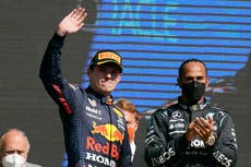 Hamilton acusa a Bottas de dejar “la puerta abierta” a Max Verstappen