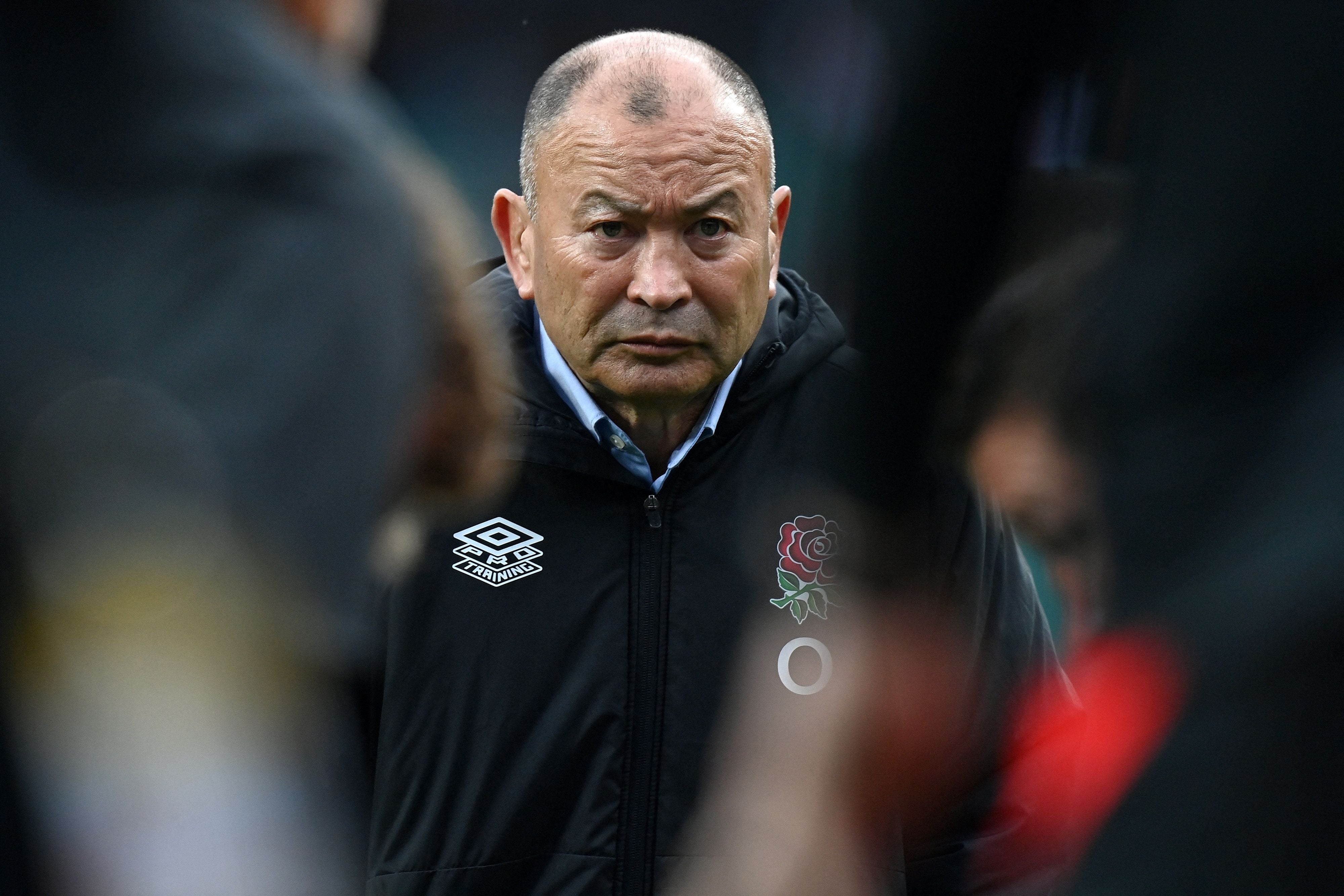 Comentarios contra Emma Raducanu de Eddie Jones están arraigados en ‘sexismo y misoginia’, afirma atleta