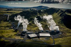Tras una ráfaga de casi 4.000 terremotos, volcán Reykjavík de Islandia entra en erupción