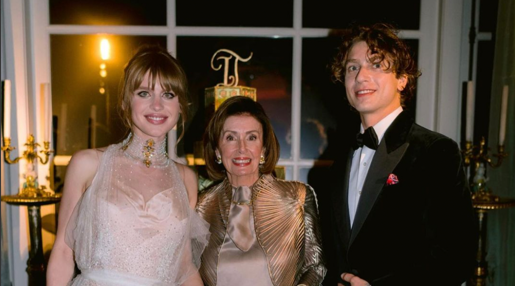 Nancy Pelosi, criticada por oficiar la ‘ridícula y opulenta’ boda de Getty ante la mirada de Newsom
