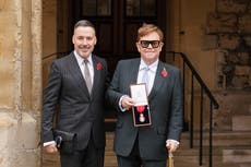 Elton John recibe prestigioso premio británico