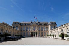 Investigan presunta violación en la presidencia de Francia