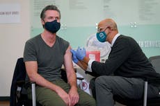 California, Colorado y N. México amplían vacunas de refuerzo