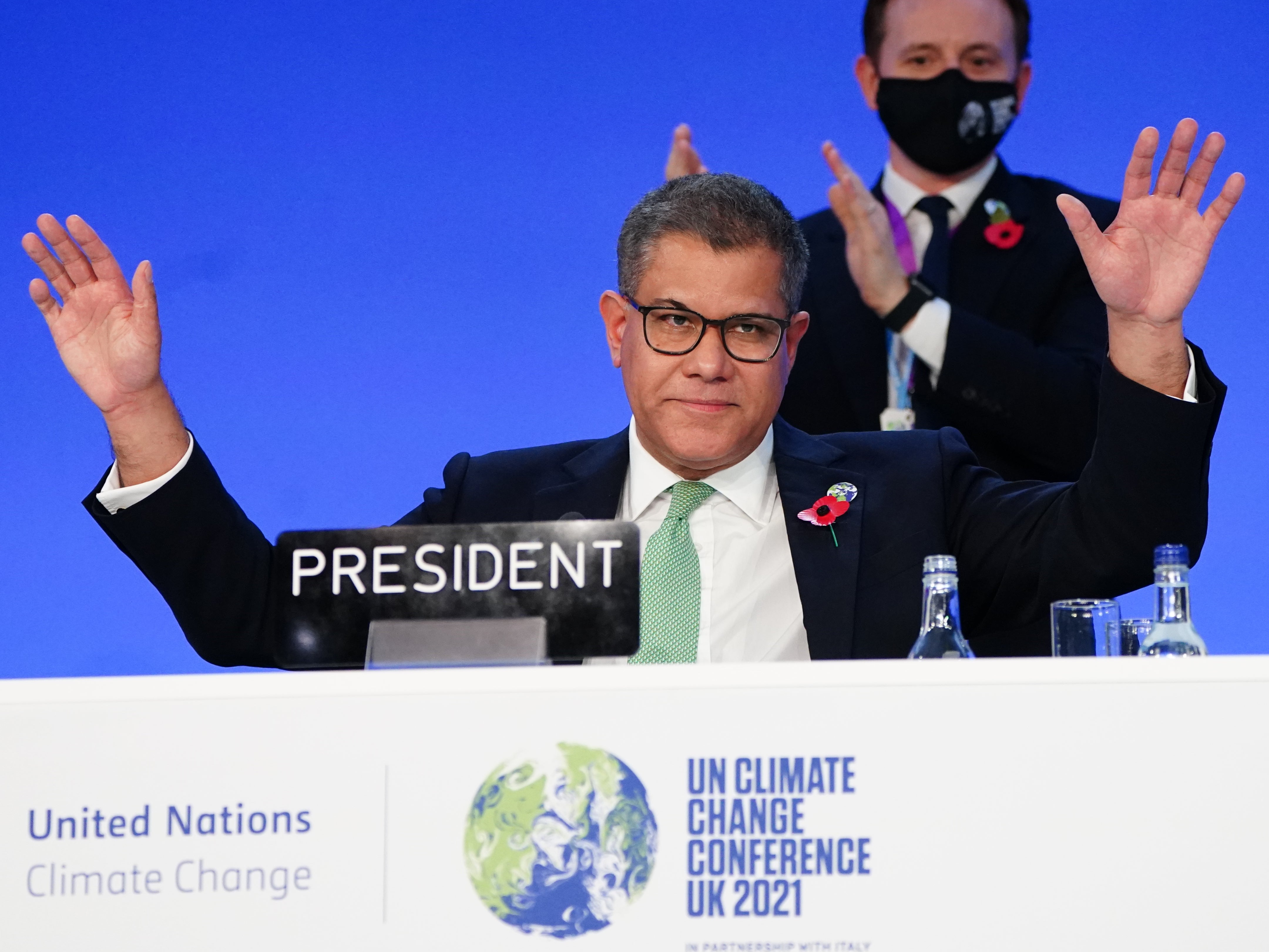 COP26: Alok Sharma niega fracaso del pacto climático y elogia “lenguaje histórico” sobre el carbón