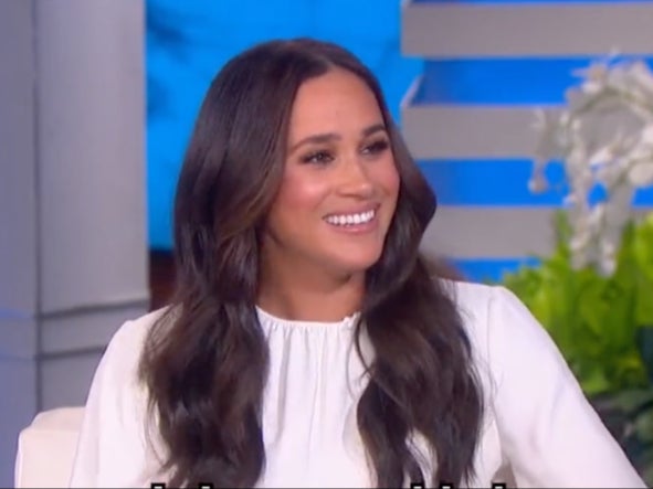 Meghan Markle se ríe de su carrera como actriz en aparición sorpresa en el “Ellen Show”