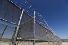 California pide revisar fallo sobre prisiones privadas