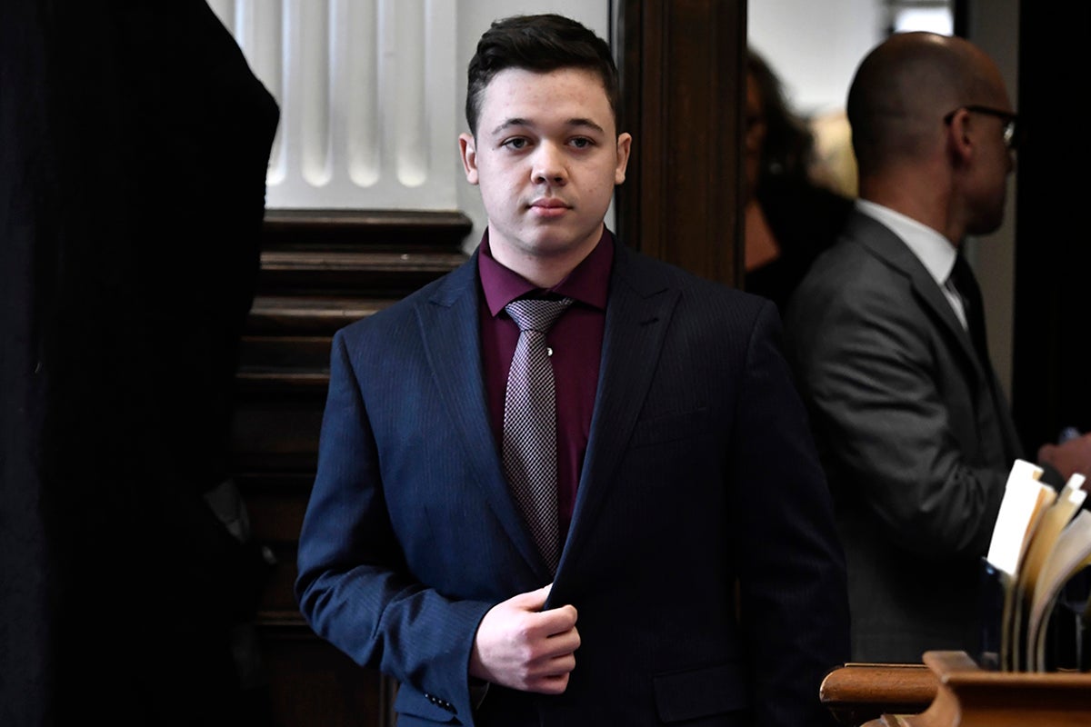 Lo siguiente para Kyle Rittenhouse: Dejar Kenosha para ir a la universidad, y la amargada batalla por su fianza de $2 millones y el Congreso le esperan