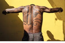 ‘Sin salida’: Libro de fotografías de la brutal cultura de pandillas en El Salvador