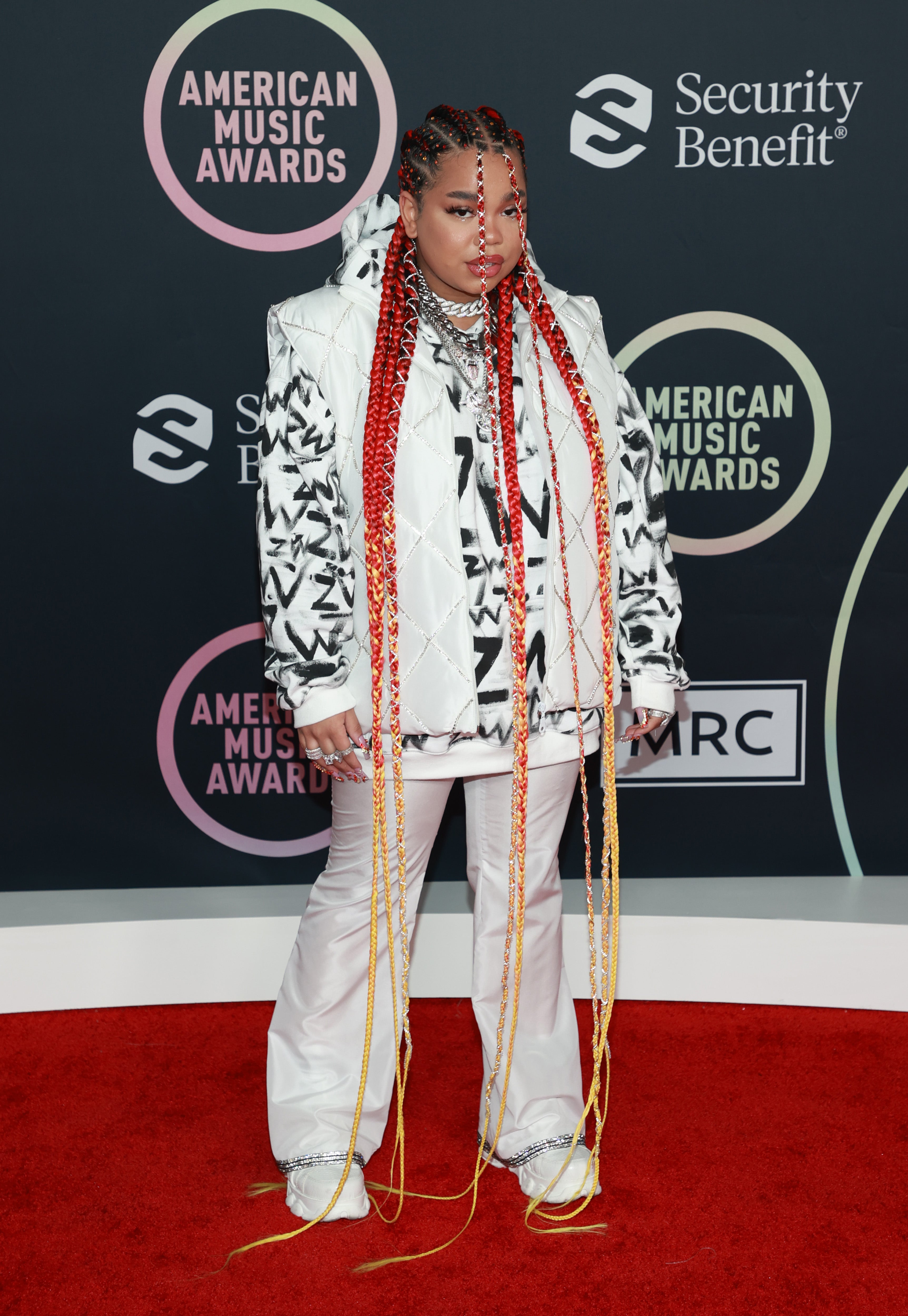 Zoe Wees attends the 2021 American Music Awards
