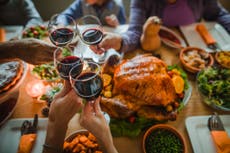 Burlas al New York Times por sugerir a niños que coman rápido en Día de Acción de Gracias para evitar covid-19