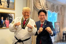 Se burlan de Trump por recibir cinturón negro honorario de taekwondo