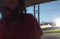 Darrell Brooks: Sospechoso de Waukesha fue captado por cámara después de tragedia del desfile