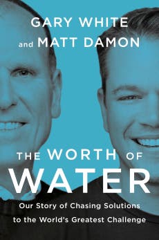 Matt Damon coescribe libro sobre acceso a agua potable