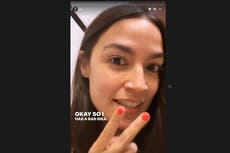 AOC ofrece enviar video de Acción de Gracias a “tíos” conservadores que demuestre que ella no es una “persona lagarto”