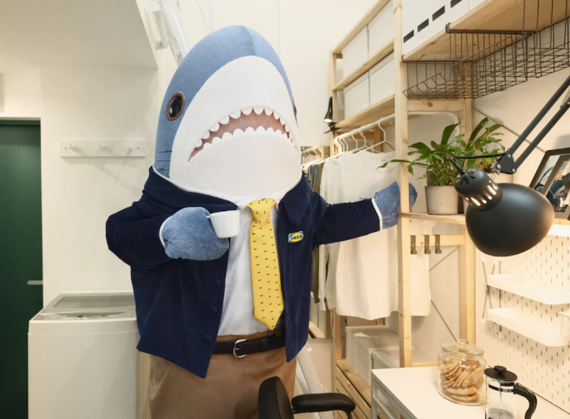 El tiburón de bienes raíces Blahaj anuncia la propiedad