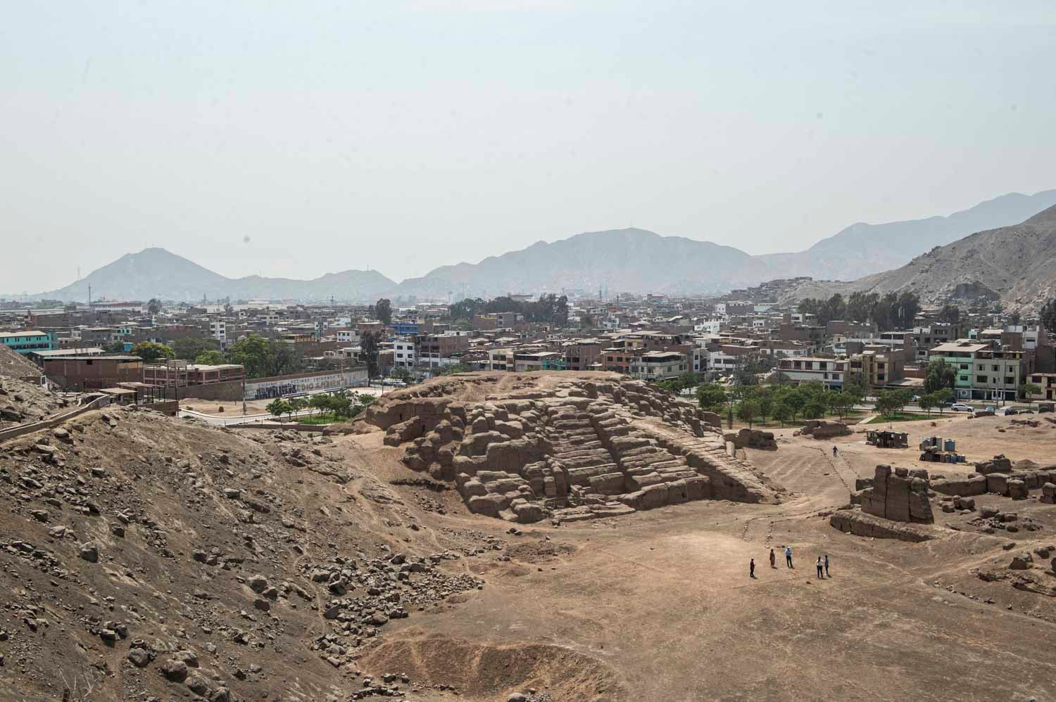 El año pasado, se encontró otra momia de 600 años en el yacimiento arqueológico de Mangomarca, al este de Lima