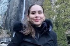 Declaran muerte cerebral de amiga de la modelo que fue abandonada afuera de un hospital en Los Angeles