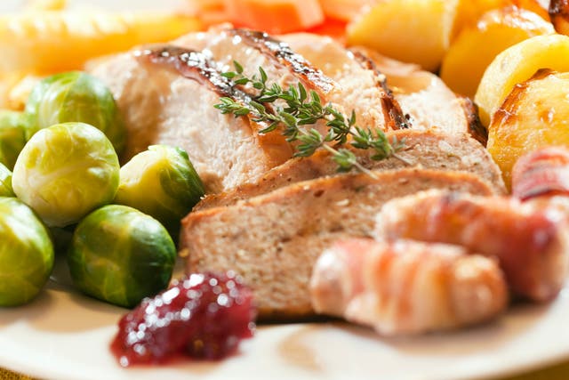 Es probable que reunir los ingredientes para una cena navideña tradicional sea más costoso de lo esperado este año