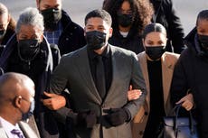 Jussie Smollett comparece en corte para ser juzgado por presunto ataque falso