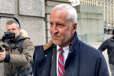 Atacan credibilidad de testigo en juicio de Maxwell