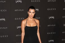 Kourtney Kardashian enfrenta críticas por uñas postizas de su hija de nueve años