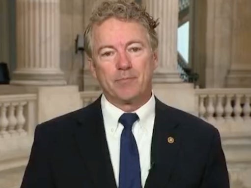 Rand Paul dice que Fauci debería ser encarcelado por mentirle al Congreso, verificadores insisten que no lo hizo