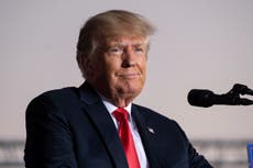Donald Trump predice que sus votantes “estarán muy enojados” si no se postula en 2024
