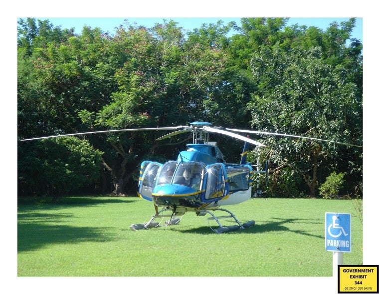 El helicóptero de Epstein, que se dice era usado para trasladar a los invitados a la isla privada