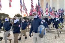 Cientos de supremacistas blancos marchan en Washington DC pidiendo “recuperar Estados Unidos”