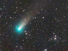 El asombroso cometa Leonard, de color verde brillante, es visible a simple vista