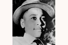 Familia de Emmett Till decepcionada luego de que el Departamento de Justicia cerrara investigación de linchamiento sin nuevos cargos