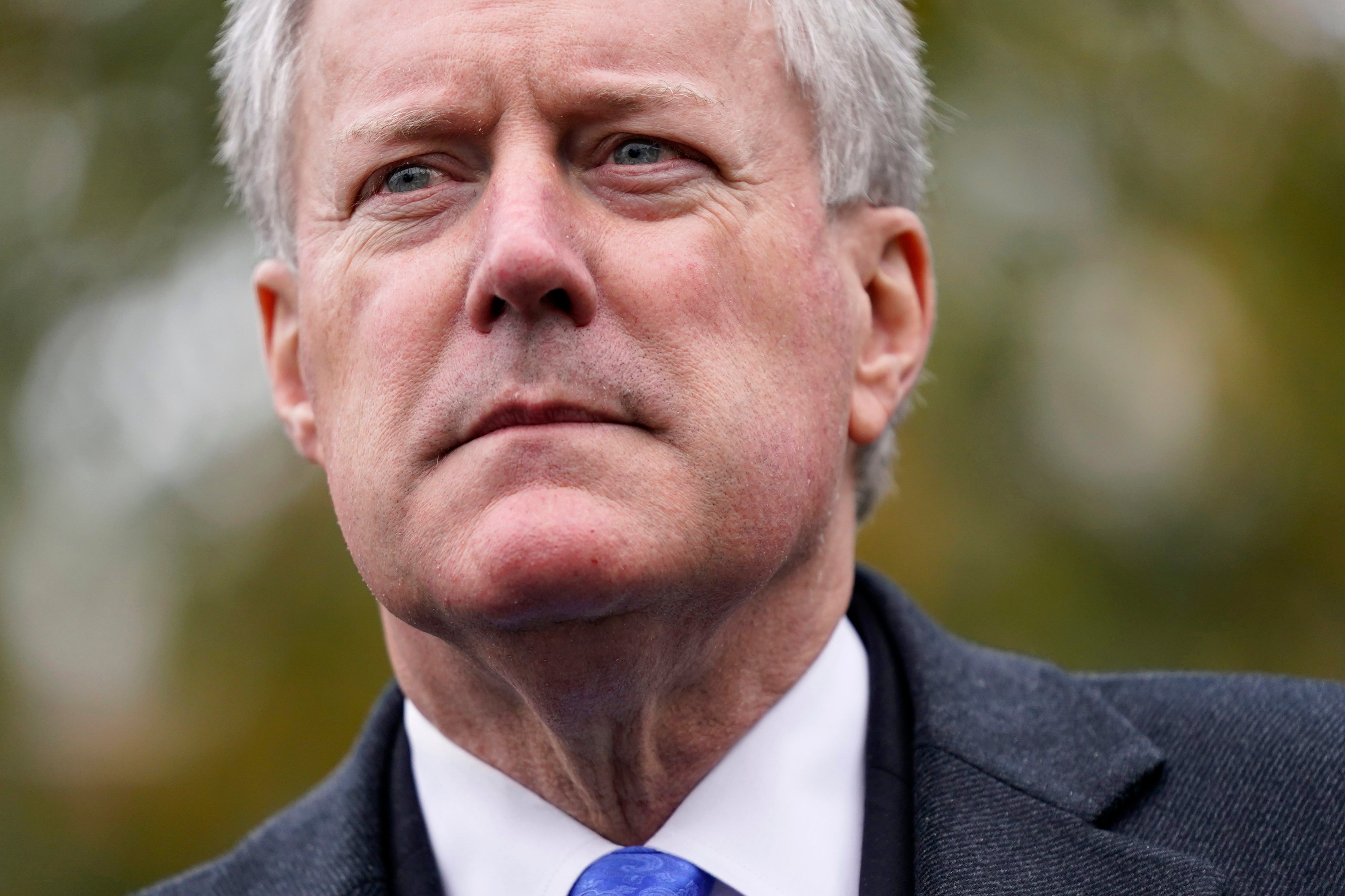 Mark Meadows dejará de cooperar después de que el comité obtenga los registros de comunicación
