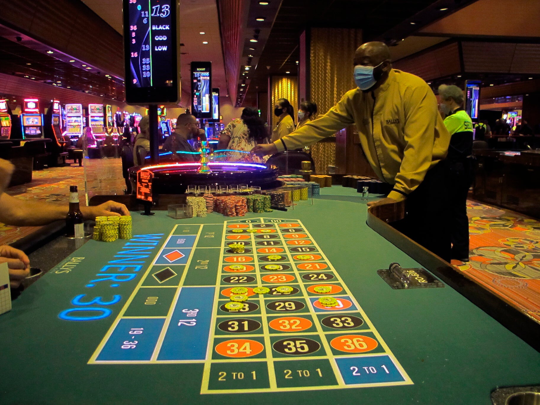 Casinos De EEUU Han Ganado Más Dinero En 2021 Que Nunca | Independent ...