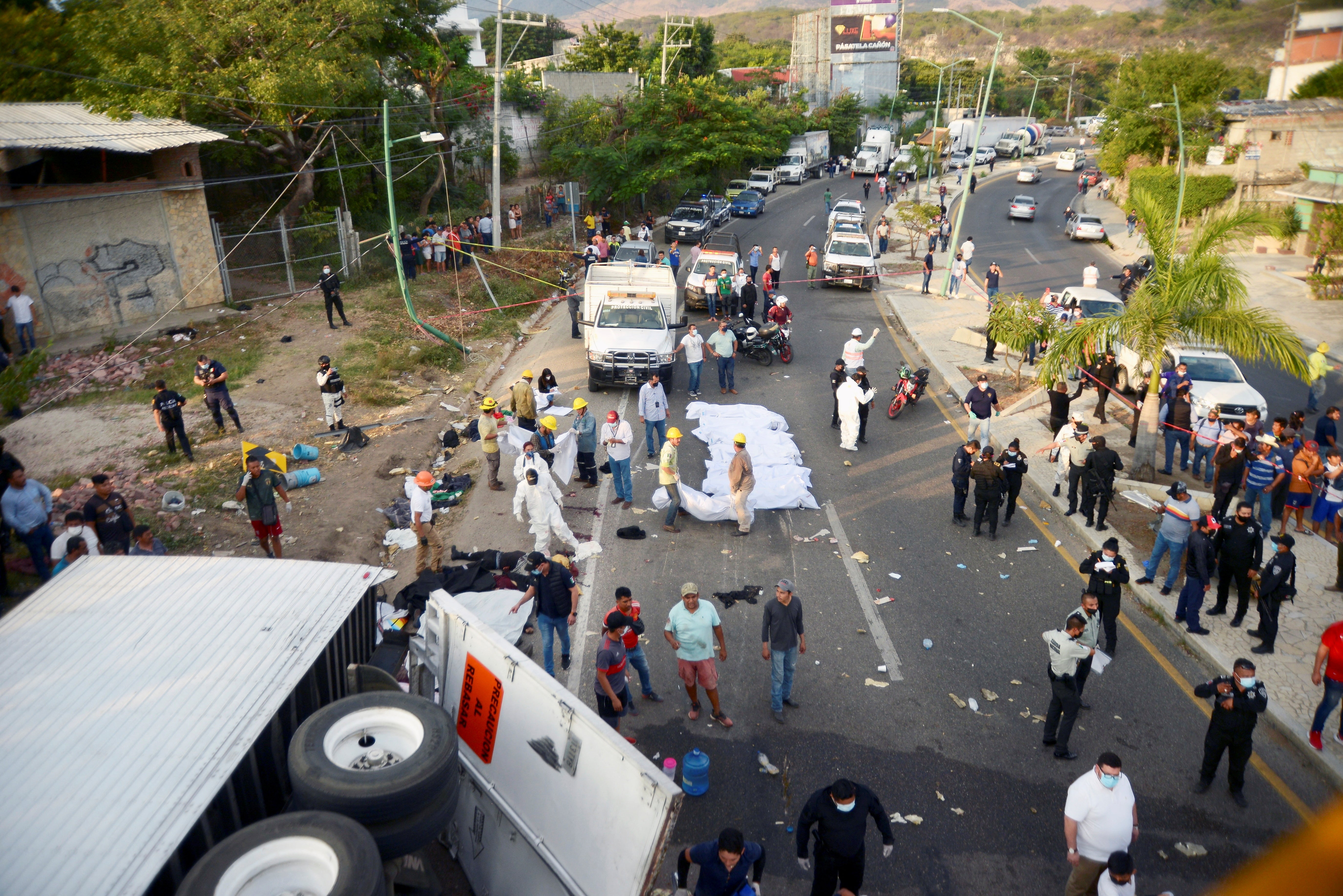 La escena del choque del camión en el estado de Chiapas