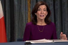 Ordenan uso de mascarillas en Nueva York ante pico de COVID