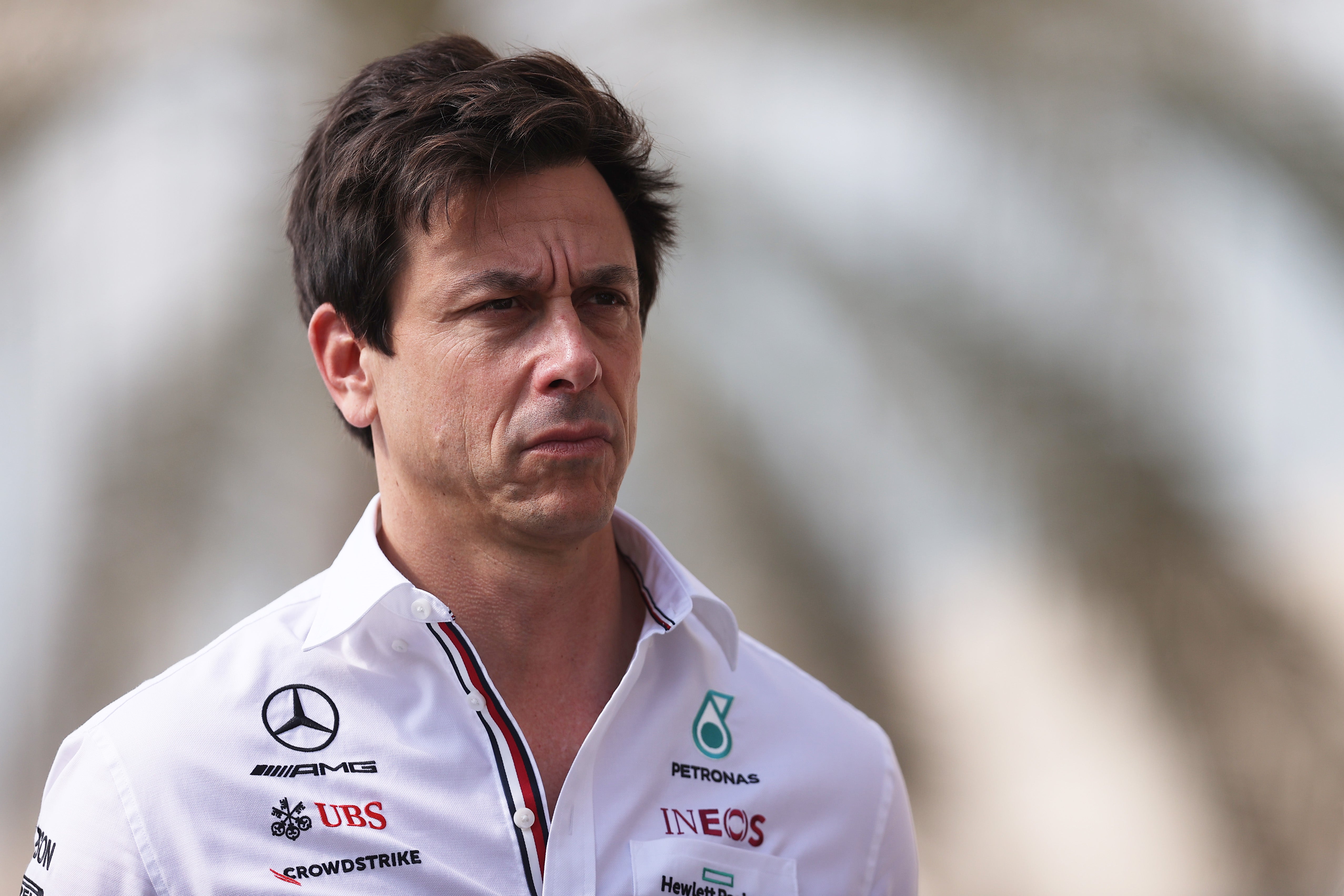 Toto Wolff critica “inaceptable” decisión luego de que Verstappen venciera a Hamilton