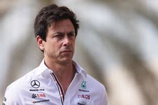 Toto Wolff critica “inaceptable” decisión luego de que Verstappen venciera a Hamilton