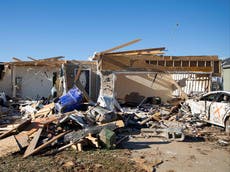 Tornado en Kentucky: grupos de Facebook se apresuran a reunir a la gente con sus pertenencias