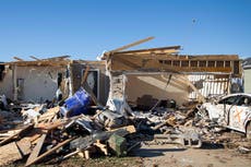 Tornado en Kentucky: grupos de Facebook se apresuran a reunir a la gente con sus pertenencias