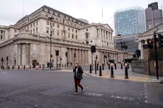 Banco de Inglaterra sube tasas de interés contra inflación