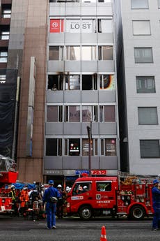 Japón: Temen muerte de 27 personas por incendio en Osaka
