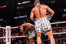Jake Paul noquea a Tyron Woodley con un gran golpe en el sexto asalto