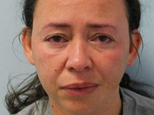 Estudiante de enfermería encarcelada por matar a un adolescente después de quedarse dormida al volante