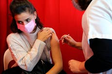 Tercera dosis de AstraZeneca o Pfizer, eficaz contra ómicron