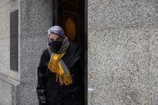 Caso Epstein: Jurado en juicio de Maxwell reanuda labores