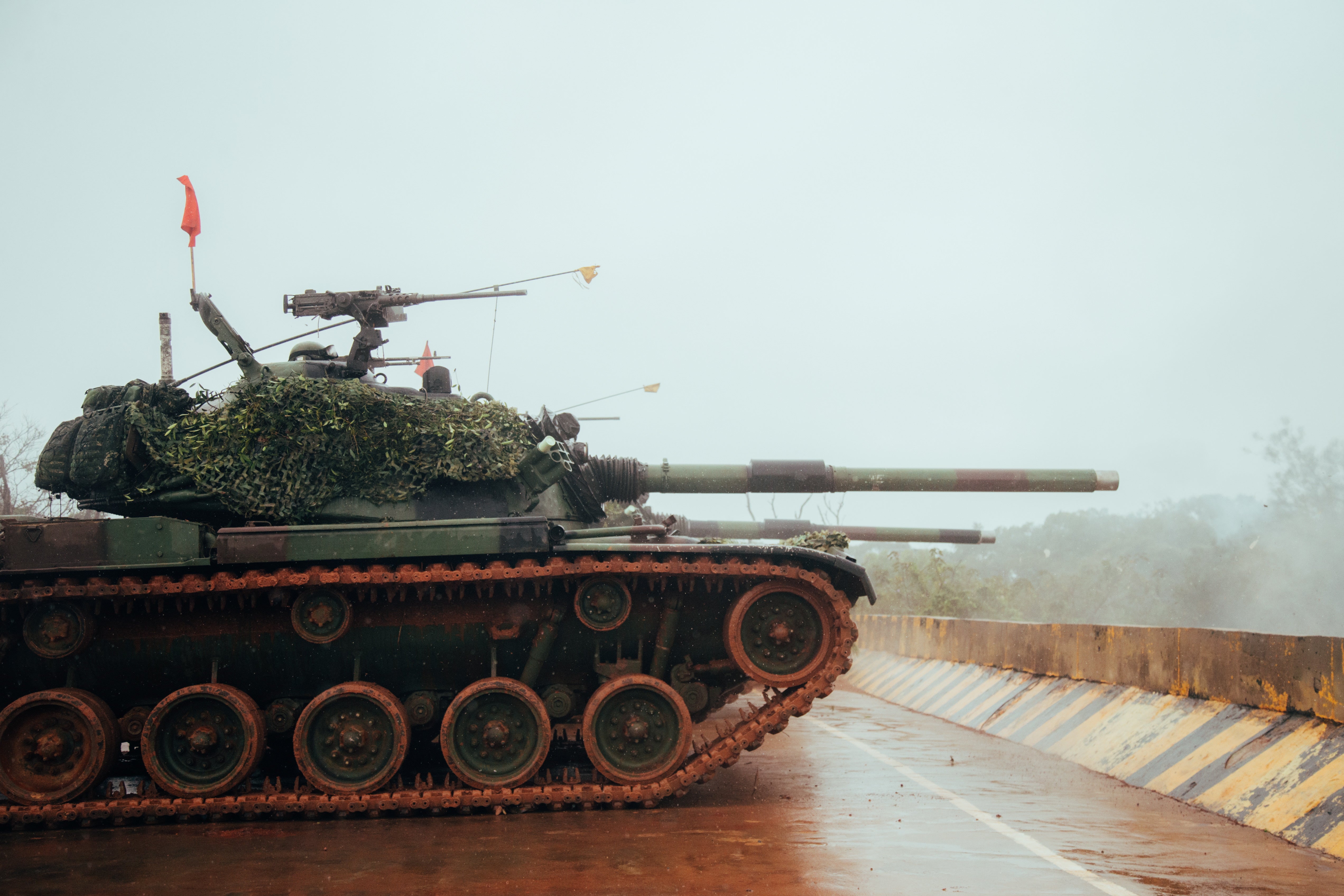 Un tanque participando en un simulacro militar en Hsinchu, Taiwán