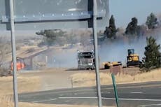 Incendio de cobertizo en tierra de “culto” podría ser causa de devastadores incendios en Colorado