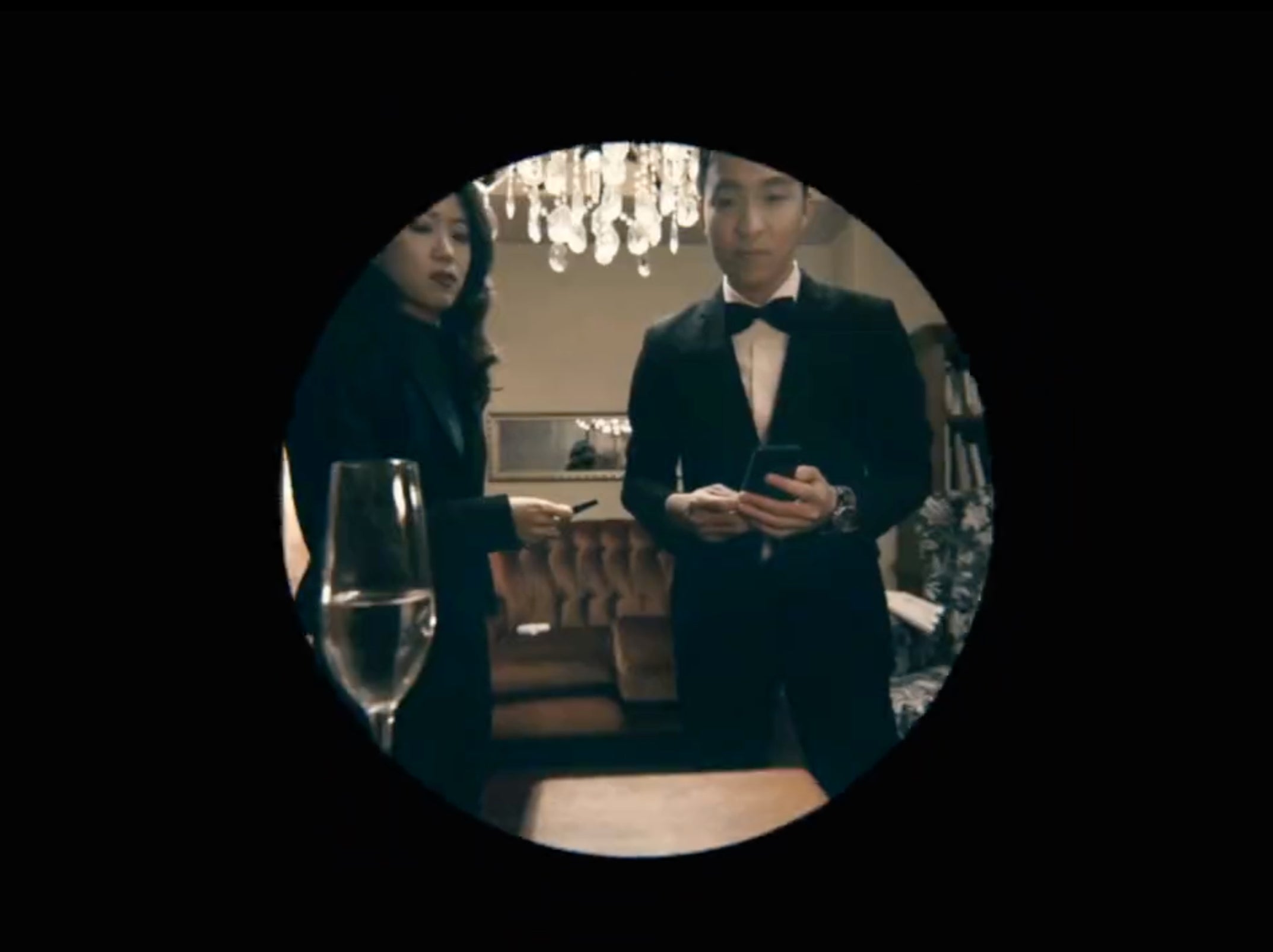 China hace parodia de James Bond burlándose de los miedos de privacidad de la tecnología de EE.UU.