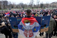 Serbia espera con nerviosismo desenlace en caso de Djokovic